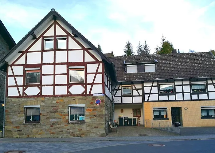 Woelkchen, Mit Gemeinschaftsbaedern * Simmerath